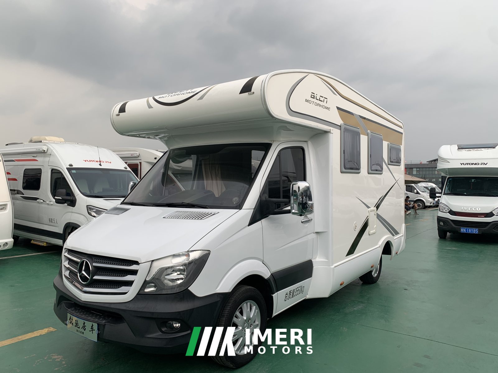 Mercedes-Benz 19 RV 3.5L