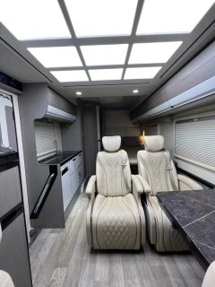 Ford Flying Ranger PRO Small Forehead RV 21 Registered July 2.2L - ფოტო 5
