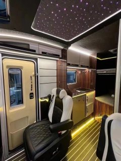 Ford JMC Yuqilin T-type RV 4.5W km 2.0L - ფოტო 4