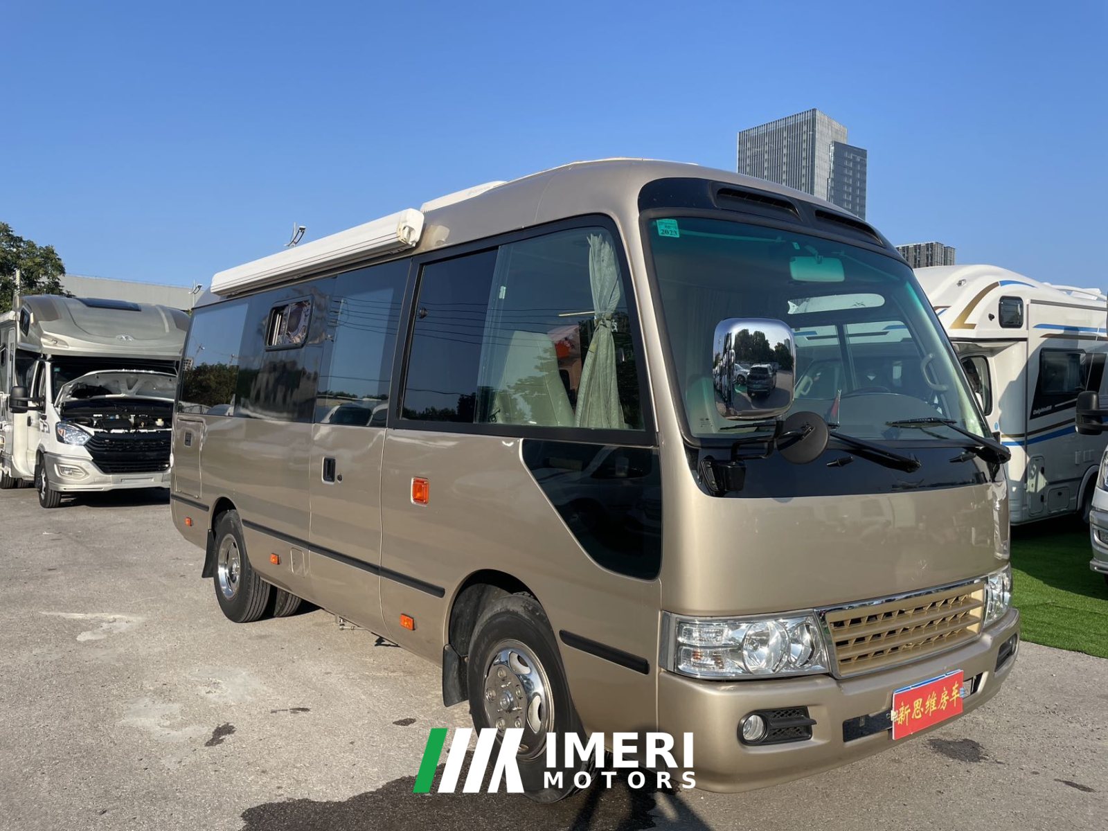 JMC 17 Coaster 2.8T