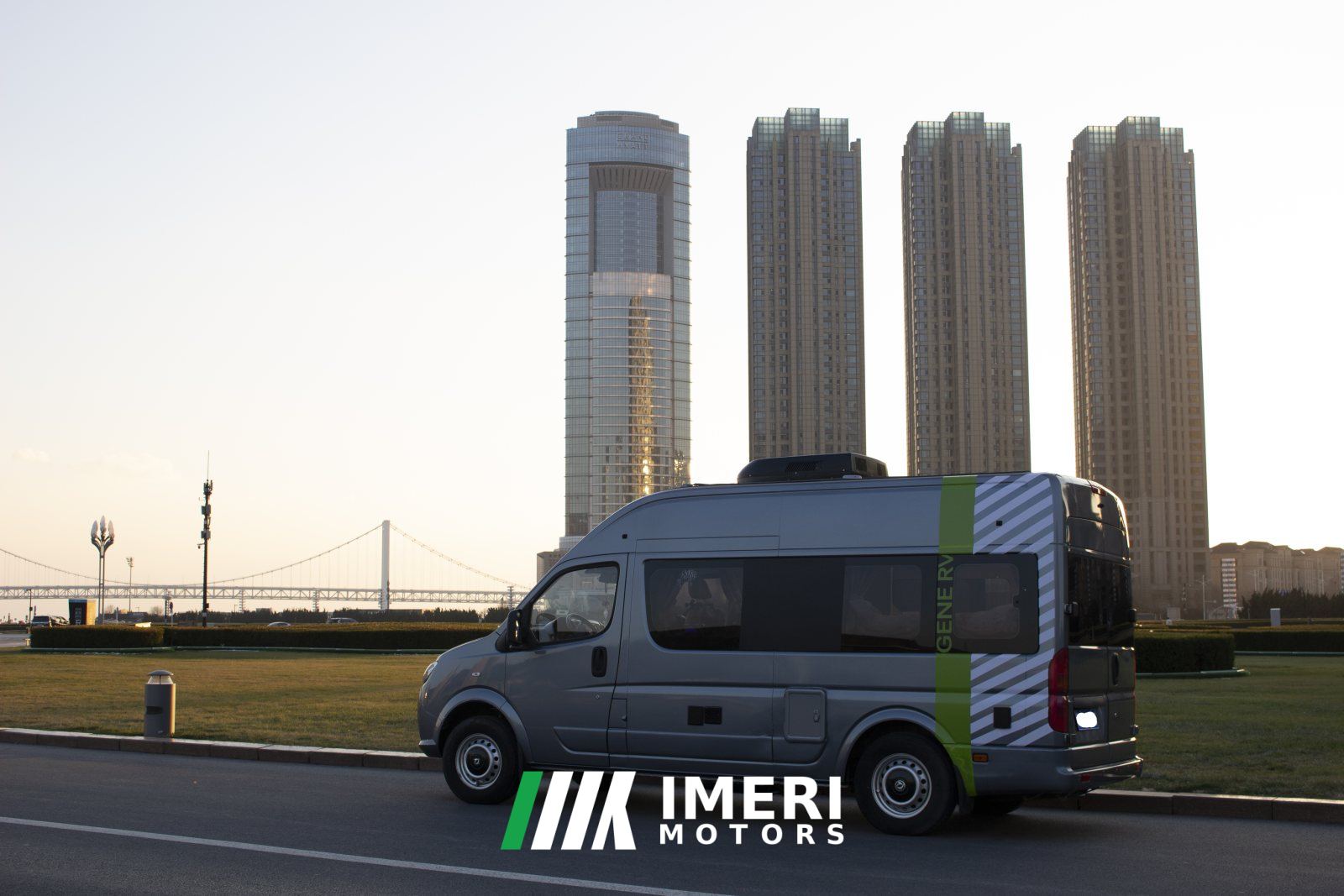 2016 Dongfeng 16 Yufeng Type B Vehicle 3.0L