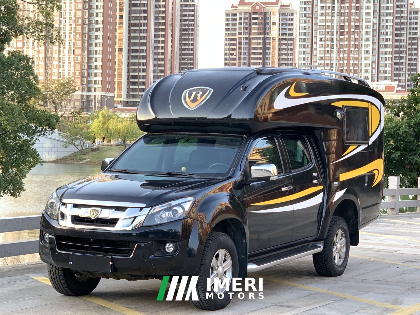Isuzu 17 11 4WD off-road RV 3.0T