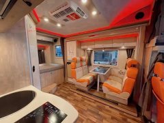 Yutong 17 Imported Dual Expandable RV 3.0L - ფოტო 4