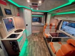 Yutong 17 Imported Dual Expandable RV 3.0L - ფოტო 5