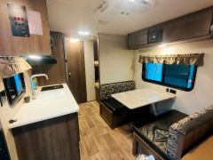 Custom RV American Campsite 5.0L - фото 3