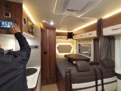 Yutong C533 Flagship Edition Non-Expandable RV 3.0L - ფოტო 3