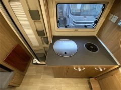 Iveco 21 Lanzhong Selawei C-type RV 3.0L - ფოტო 4