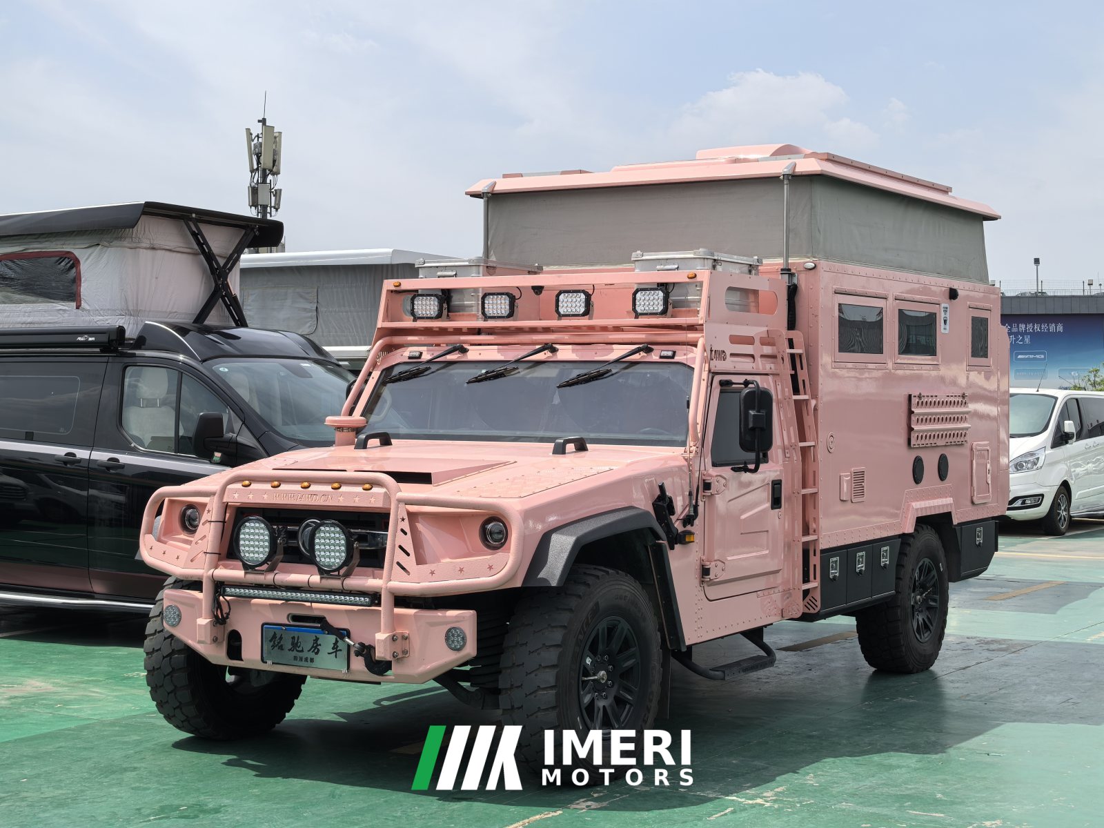 24 M50 4WD off-road RV 4.0T柴油