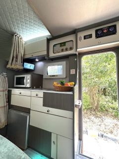 Custom RV 22 Ditu 2.0L - фото 8