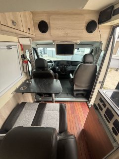 Iveco Black Warrior Eurocargo Chassis 2.3L - ფოტო 4