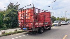 SINOTRUK HOWO Light Duty Truck Hanjiang 156 hp 4X2 4.15 m - фото 3