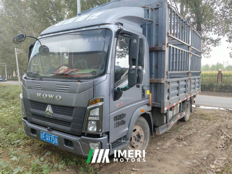 SINOTRUK HOWO Light Duty Truck Commander PRO 155 hp 4X2 4.15 m - truck from China