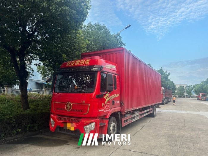 2025 Shacman Longji 240 hp 4X2 9.8 m