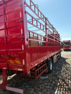 Sinotruk Sitrak G5 310 hp 6X2 9.52 m - фото 6