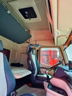 Dongfeng Liuzhou Chenglong H5 320 hp 4X2 6.8 m - photo 3