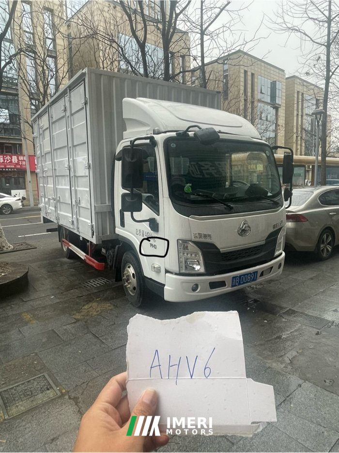 2022 Dongfeng Liuzhou Chenglong L2 140 hp 4X2 4.2 m