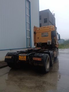 CAMC Hanma H9 460 hp 6X4 - photo 2