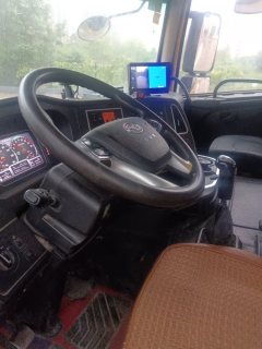CAMC Hanma H9 460 hp 6X4 - photo 3