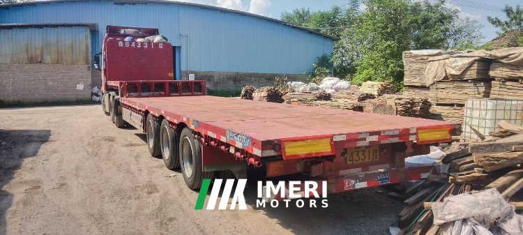 13 m x 2.55 m 3-axle low flatbed semi-trailer - грузовик из Китая