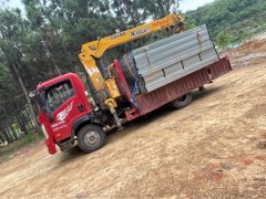 Sinotruk Hohan Haohan J5G 160 hp 4 m - photo 1
