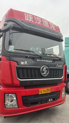 Shacman Delong X5000S 460 hp 6X4 - photo 1