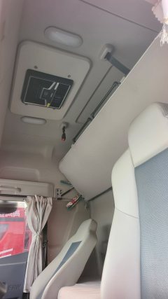 FAW Jiefang JH6 320 hp 4X2 6.7 m - photo 2