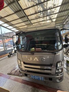 JAC Weiling K5 137 hp 4X2 4.18 m - photo 2