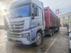 Sinotruk HOWO TS7 630 hp 6X4 - photo 1
