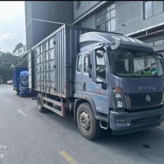 SINOTRUK HOWO Light Duty Truck Commander 190 hp 4X2 5.2 m - photo 2