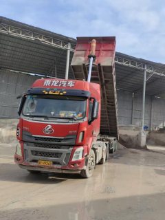 Dongfeng Liuzhou Chenglong H5 430 hp 6X4 - фото 1