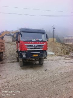 SAIC Hongyan Genlyon 390 hp 6X4 6 m - ფოტო 1