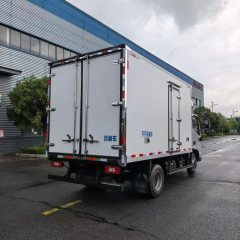 Foton Aumark Series 1 190 hp 4X2 4.08 m - фото 6