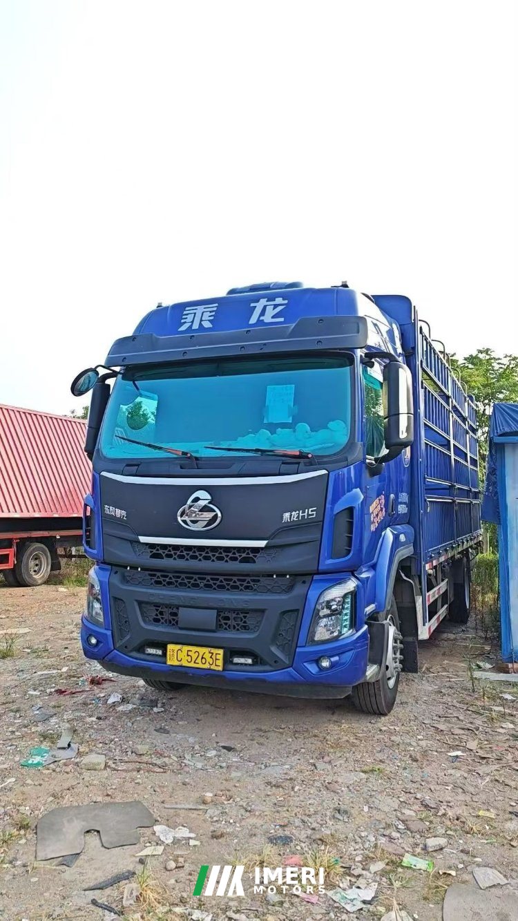 Dongfeng Liuzhou Chenglong H5 290 hp 4X2 6.8 m - грузовик из Китая