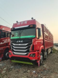 JAC Gallop GAC Higer K5 290 hp 6X2 9.6 m - ფოტო 1