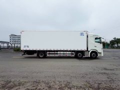 Foton Auman Galaxy 480 hp 6X2 9.6 m - photo 6