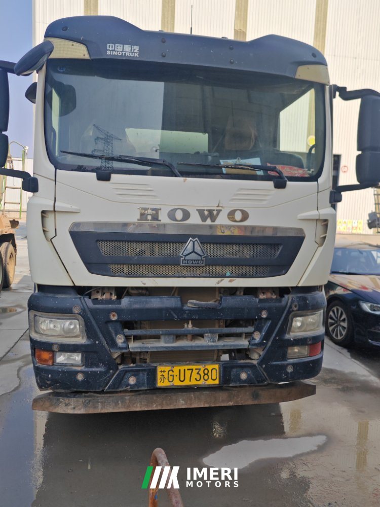 Sinotruk HOWO T5G 340 hp 8X4 - truck from China