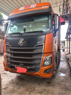 Dongfeng Liuzhou Chenglong H7 580 hp 6X4 - photo 1