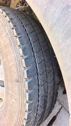 Dongfeng Liuzhou Chenglong H7 580 hp 6X4 - photo 7