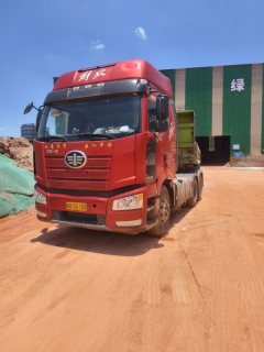 FAW Jiefang J6P 460 hp 6X4 - photo 2