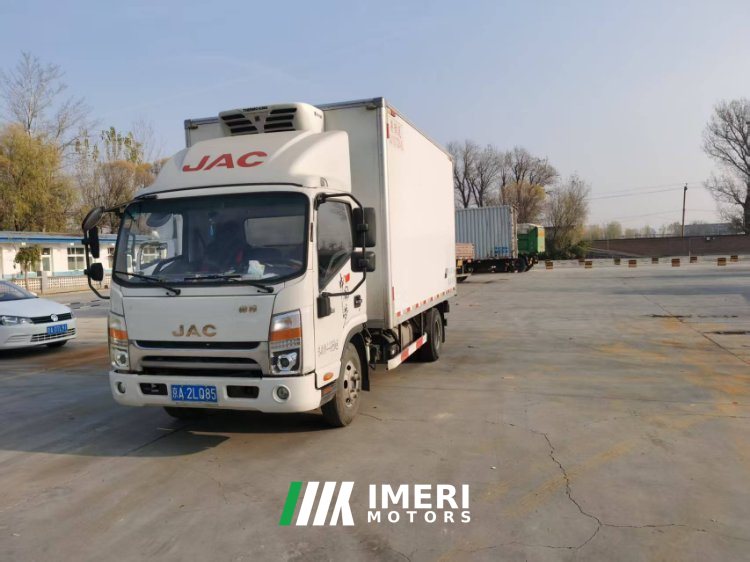 JAC Shuailing Q6 160 hp 4X2 4.2 m - truck from China