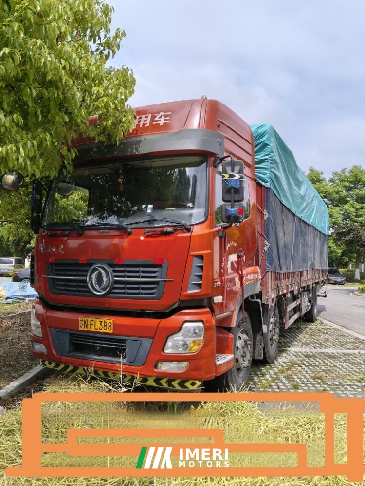 2018 Dongfeng Tianlong 245 hp 6X2 9.6 m
