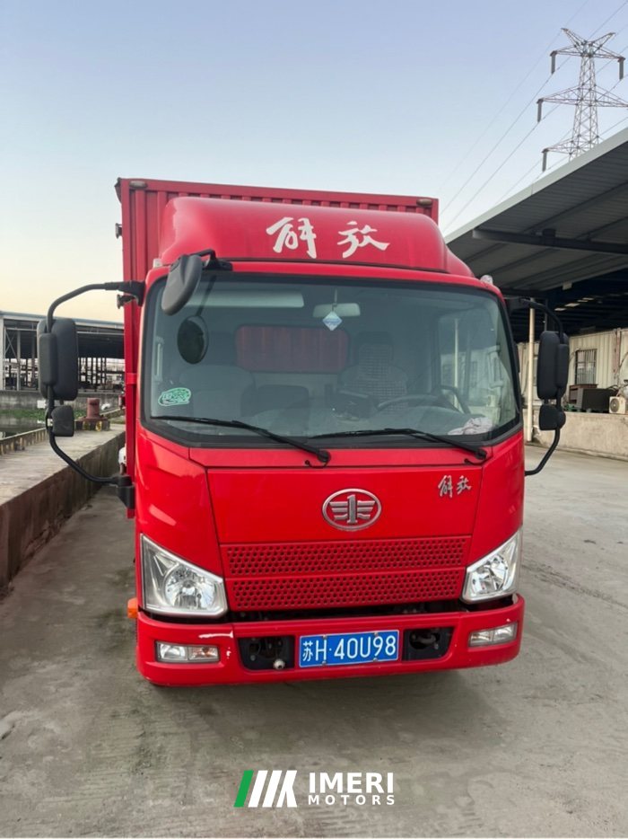 FAW Jiefang J6F 130 hp 4X2 3.78 m - грузовик из Китая