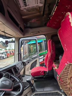 Sinotruk HOWO Max 290 hp 4X2 9.6 m - photo 4