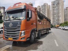 Dongfeng Liuzhou Chenglong H7 350 hp 8X4 9.4 m - photo 2