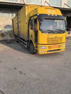 FAW Jiefang J6L 240 hp 4X2 9.7 m - photo 2