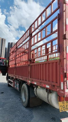 Dongfeng Liuzhou Chenglong H5 240 hp 4X2 6.8 m - фото 6
