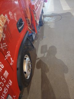 Dongfeng Furuika Fuxiaorui 120 hp 4X2 3.25 m - ფოტო 3