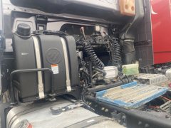 Foton Auman EST Star Shine Edition 520 hp 6X4 - photo 6