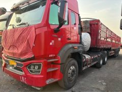 Sinotruk Hohan Haohan J7G 440 hp 6X4 - photo 3