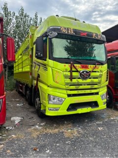 FAW Jiefang J7 460 hp 8X4 9.4 m - photo 1